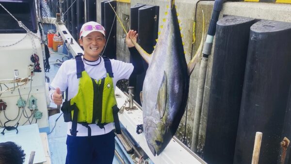 宮古島の釣り船・遊漁船ガイド｜初心者のパヤオマグロ釣り入門【はるみ丸】